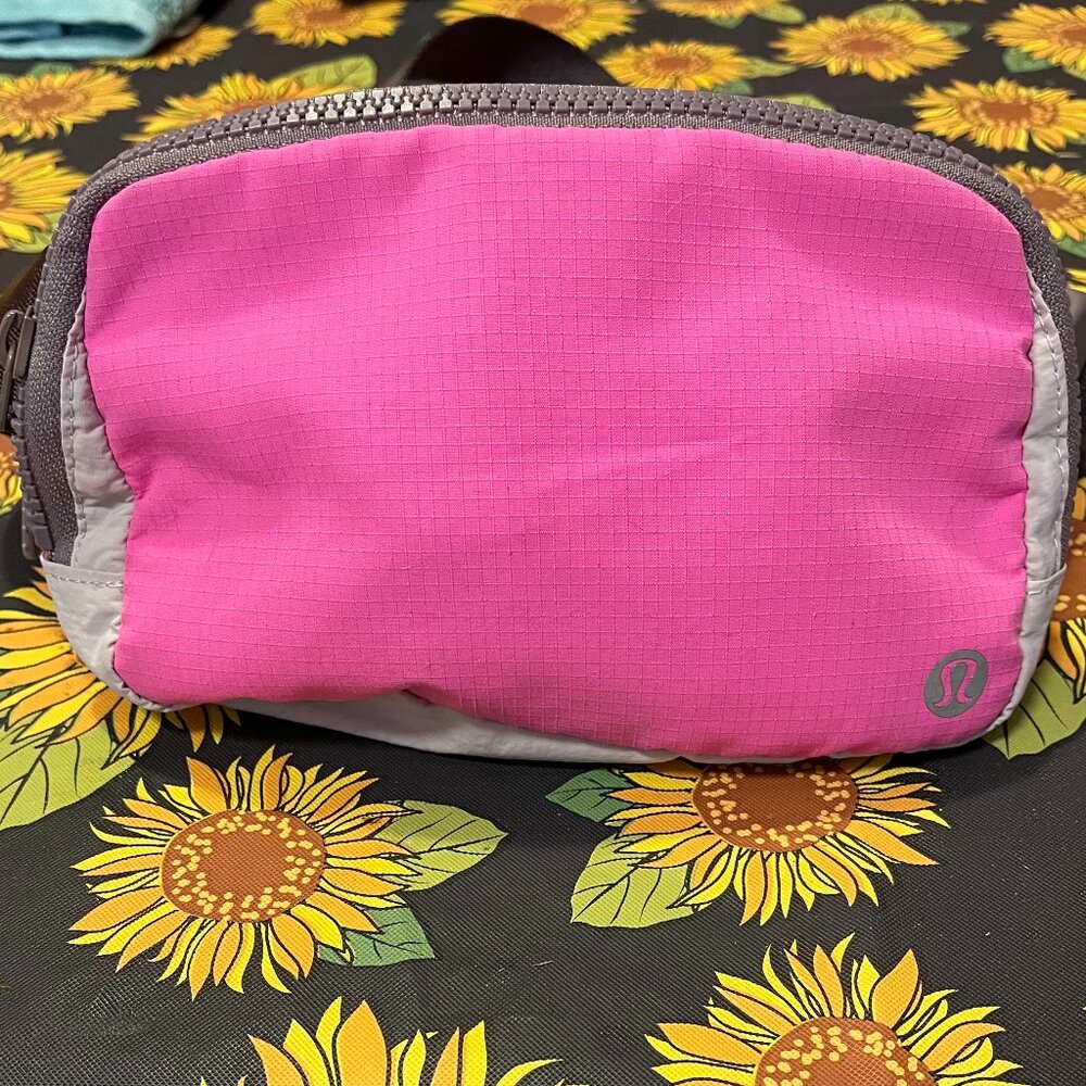 Lululemon Belt Bag, 1L